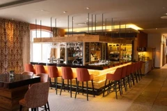 Bên trong Khu nghỉ dưỡng Weimarer Land Golf and Spa sang trọng mà các tuyển thủ "Tam Sư" lưu trú. (Nguồn: The Sun)