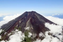 Núi Phú Sĩ tại Nhật Bản, ngày 11/8/2023. (Ảnh: Kyodo/TTXVN)