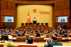 Chủ tịch Quốc hội Trần Thanh Mẫn phát biểu bế mạc Kỳ họp thứ 7, Quốc hội Khóa XV. (Ảnh: Doãn Tấn/TTXVN)