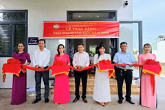 Lễ bàn giao nhà Đại đoàn kết tại huyện Xuyên Mộc. (Nguồn: Cổng thông tin điện tử tỉnh Bà Rịa-Vũng Tàu)