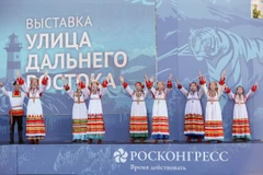 Tiết mục múa tại Lễ khai mạc Triển lãm "Phố Viễn Đông". (Ảnh: Lê Quang Vinh/TTXVN)