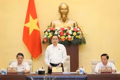 Chủ tịch Quốc hội Trần Thanh Mẫn phát biểu khai mạc Phiên họp thứ 35 của Ủy ban Thường vụ Quốc hội. (Ảnh: An Đăng/TTXVN)