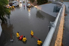 Ngập lụt tại bang Nueva Leon, Mexico. (Ảnh: EPA)