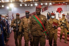 Ông Paul-Henri Damiba tại lễ tuyên thệ nhậm chức Tổng thống lâm thời của Burkina Faso, ở Ouagadougou, ngày 2/3. (Ảnh: AFP/ TTXVN)