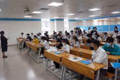 Thí sinh dự Kỳ thi đánh giá năng lực Đại học quốc gia TP Hồ Chí Minh năm 2021. (Ảnh: Thu Hoài/TTXVN)
