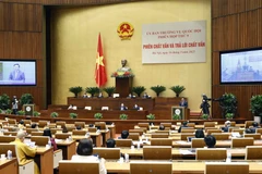 Chủ tịch Quốc hội Vương Đình Huệ phát biểu kết thúc phiên chất vấn và trả lời chất vấn. (Ảnh: Doãn Tấn/TTXVN)