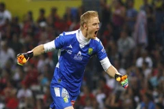 Pha phản lưới nhà bi hài của thủ môn đội bóng Mexico