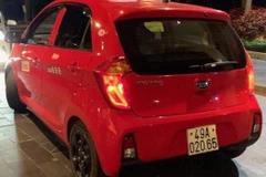 Triệu tập lái xe taxi bị tố ''chặt chém,'' đe dọa hành hung du khách