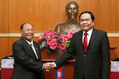 Chủ tịch Ủy ban Trung ương Mặt trận Tổ quốc Việt Nam Trần Thanh Mẫn tiếp Chủ tịch Quốc hội Campuchia Samdech Heng Samrin. (Ảnh: Nguyễn Dân/TTXVN)