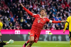 Cận cảnh Bayern thắng tưng bừng Dortmund ở trận Der Klassiker 108