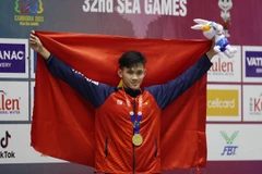 Phạm Thanh Bảo giành HCV, phá kỷ lục SEA Games. (Ảnh: Hoàng Linh/TTXVN)
