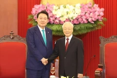 Tổng Bí thư Nguyễn Phú Trọng tiếp Tổng thống Hàn Quốc Yoon Suk Yeol