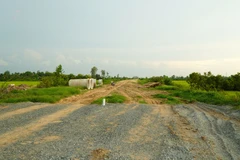 Đề nghị bổ sung hơn 113 tỷ đồng xây đường gom Cao tốc Mỹ Thuận-Cần Thơ