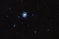 Kính viễn vọng James Webb chụp lại hình ảnh sắc nét về Uranus