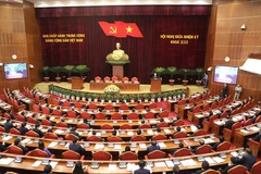 Thông báo Hội nghị giữa nhiệm kỳ Ban Chấp hành TW Đảng khóa XIII