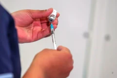 Anh triển khai thuốc điều trị ung thư '7 phút ' đầu tiên trên thế giới
