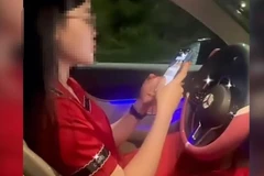 Xử phạt nữ tài xế buông 2 tay, 'dán mắt' vào điện thoại để quay TikTok