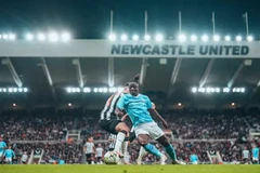 Man City nếm 'trái đắng," chia tay League Cup ngay từ trận ra quân