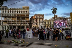 Cuba tưởng niệm nạn nhân vụ nổ khách sạn Saratoga tại La Habana