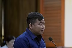 TP.HCM: Cựu Trưởng Công an phường Phú Thọ Hòa bị đề nghị 7-8 năm tù