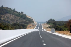 Chính thức đưa vào vận hành tuyến Cao tốc Vĩnh Hảo-Phan Thiết