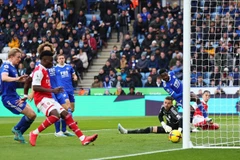 Premier League: Arsenal, Man City song hành đến ngôi vương