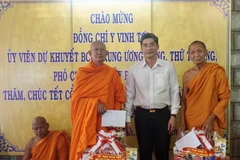 Ủy Ban Dân tộc chúc Tết cổ truyền Chôl Chnăm Thmây tại An Giang