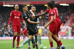 Liverpool và Arsenal chia điểm kịch tính tại thánh địa Anfield