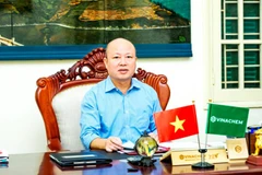 Kéo dài thời gian giữ chức vụ với Chủ tịch HĐTV Tập đoàn Hóa chất