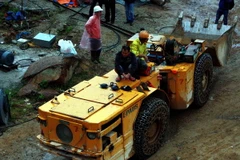 Huy động mọi lực lượng cứu nạn sự cố sập hầm thủy điện