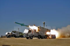 Hải quân Iran thử thành công ngư lôi và tên lửa hành trình 