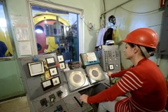 EU giải ngân khoản chuyển thứ hai 500 triệu euro cho Ukraine