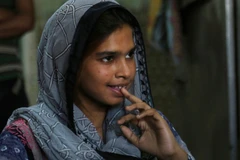 Một cô bé Pakistan 16 tuổi đã kết hôn giả với một người đàn ông Trung Quốc. (Nguồn: AP)