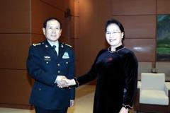 Chủ tịch Quốc hội Nguyễn Thị Kim Ngân tiếp Bộ trưởng Bộ Quốc phòng Trung Quốc Ngụy Phượng Hòa. (Ảnh: Trọng Đức/TTXVN)
