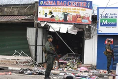 Binh sỹ gác tại hiện trường vụ đụng độ ở Minuwangoda, Sri Lanka, ngày 14/5/2019. (Ảnh: AFP/ TTXVN)