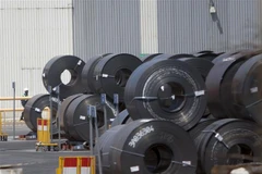 Thép cuộn tại một nhà máy ở Monterrey, Mexico. (Ảnh: AFP/ TTXVN)