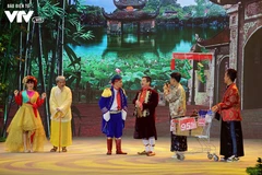 Chương trình vẫn mang màu sắc chủ đạo là hài kịch, đồng thời lồng ghép những câu chuyện, những vấn đề của xã hội trong năm qua. (Nguồn: vtv.vn)