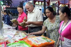 Hội chợ Hàng Việt Nam chất lượng cao năm 2013 tại Đà Nẵng. (Ảnh: Trần Lê Lâm/TTXVN)