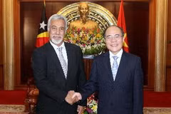 Chủ tịch Quốc hội Nguyễn Sinh Hùng tiếp Ngài Kay Rala Xanana Gusmão, Thủ tướng Cộng hòa Dân chủ Timor Leste. (Ảnh: Nhan Sáng/TTXVN)