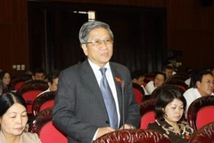 Đại biểu Quốc hội tỉnh Lạng Sơn Nguyễn Minh Thuyết phát biểu ý kiến. (Ảnh: Thái Bình/TTXVN)