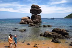 Tour khám phá tại Hòn Thơm, đảo Phú Quốc, Kiên Giang. (Ảnh: Thanh Vũ/TTXVN)