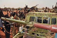 Binh sỹ Sudan tại thành phố dầu mỏ Heglig ở vùng biên giới giáp Nam Sudan ngày 24/4. (Nguồn: AFP/TTXVN)