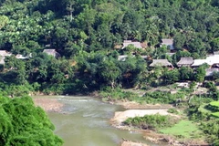 Một góc bản làng ở xã Tam Lư, huyện Quan Sơn (Thanh Hóa) - nơi vừa xảy ra trận động đất tối 19/1. (Nguồn: Tuổi Trẻ)