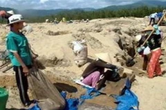 Khai thác titan tại Cát Thành, Bình Định. (Nguồn: baobinhdinh.com.vn)