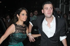 Tulisa và trợ lý Gareth Varey. (Nguồn: WENN)