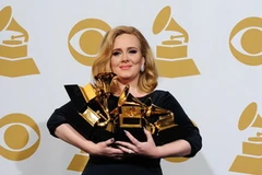 Nữ ca sĩ Anh Adele đã toả sáng khi giành trọn 6 giải Grammy. (Nguồn: AFP/TTXVN)