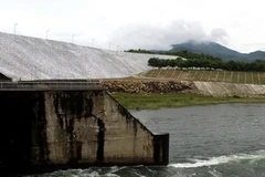 Hồ thủy điện Thác Bà. (Ảnh: Hoàng Hải/TTXVN)