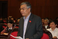 Đại biểu Quốc hội tỉnh Quảng Trị, ông Phạm Đức Châu phát biểu ý kiến. (Ảnh: Nguyễn Dân/TTXVN)