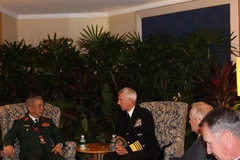 Thượng tướng Nguyễn Chí Vịnh gặp Tư lệnh Thái Bình Dương của Mỹ. (Ảnh: Kim Yến/Vietnam+)