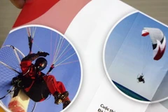 Tờ rơi của cuộc thi. (Ảnh: Trần Lê Lâm/Vietnam+)